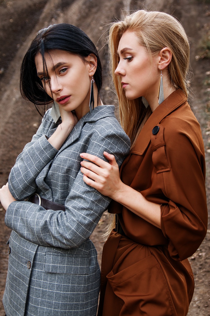 探索時(shí)尚前沿，2015最新婚紗照樣片引領(lǐng)潮流風(fēng)尚