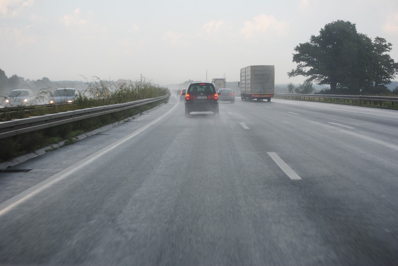 深圳國(guó)三車最新消息，政策調(diào)整與市場(chǎng)動(dòng)態(tài)更新